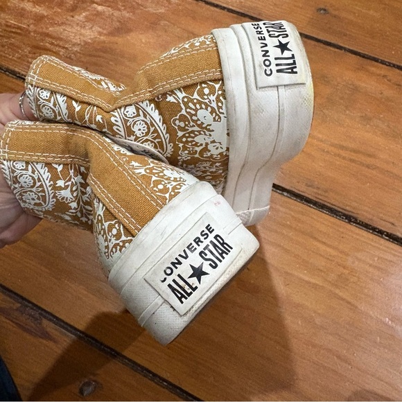 Women’s Converse All Stars High Top Sneakers Fall Florals Paisley - Picture 7 of 16